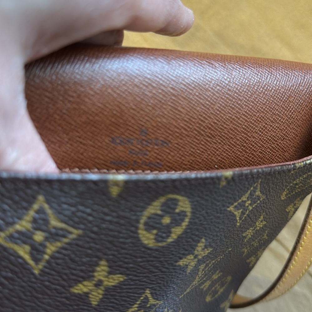 Authentic Louis Vuitton Musette Salsa shoulder Bag - Picture 8 of 16